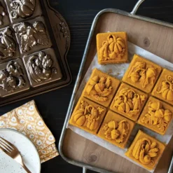 Moule Anti-adhésif|Moules À Gâteaux*NORDIC WARE Moule à Gâteaux Carrés d'Automne (x9) Bronze