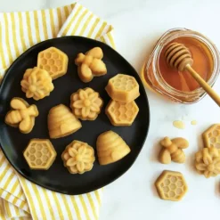 Moules À Gâteaux|Moule Anti-adhésif*NORDIC WARE Moule à Gâteaux Monde des Abeilles (x16) Toffee