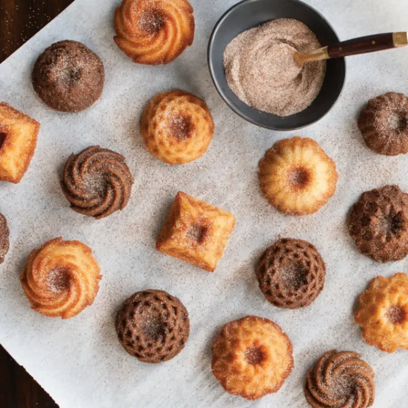 Moule Anti-adhésif|Moules À Gâteaux*NORDIC WARE Moule Mini Bundt Charms Assortis (x12) Gold