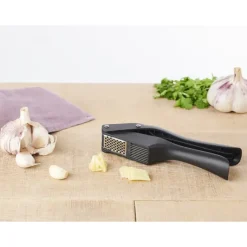 Presse Purée Et Moulin Légumes*MASTRAD Presse et Tranche Ail Noir