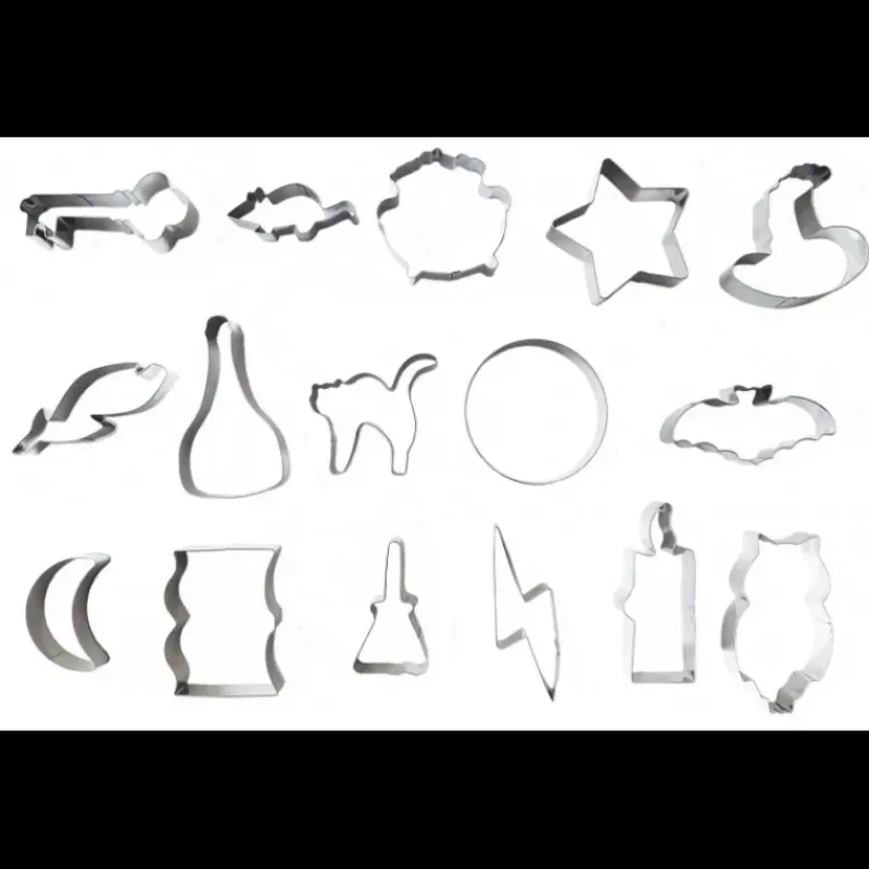 Emporte Pièce - Découpoir Pâtisserie*SCRAPCOOKING Seau 16 Emporte-pièces Thème Sorcier